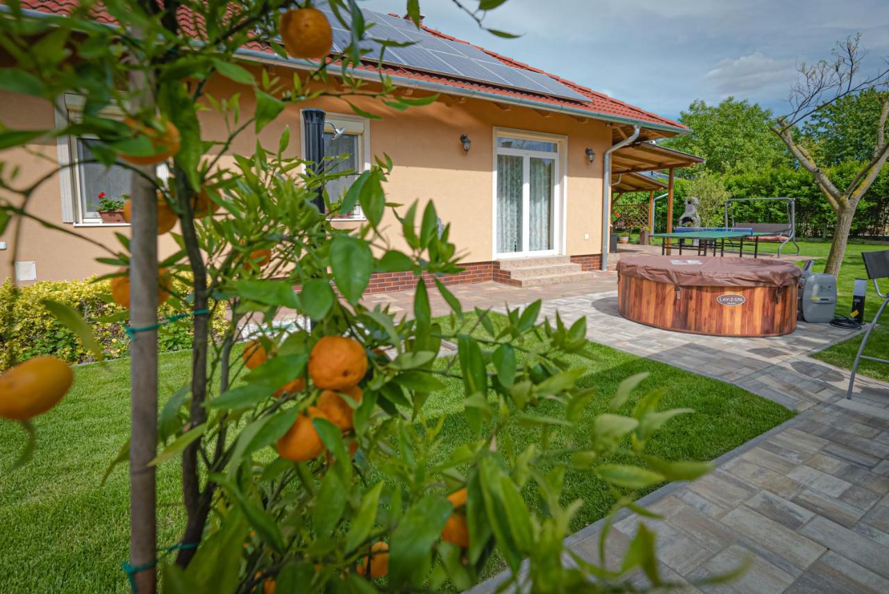 Sunny Garden Pihenőház Siófok Esterno foto